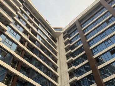 listing-image