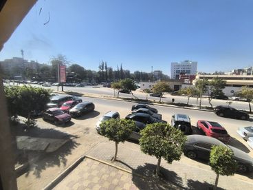 listing-image