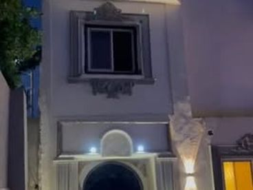 listing-image