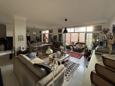 listing-image