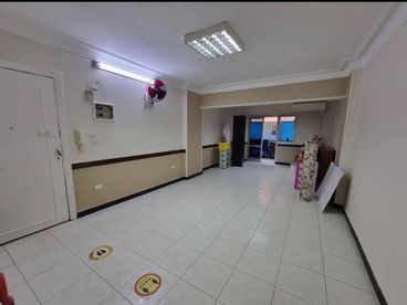 listing-image