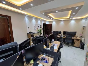 listing-image
