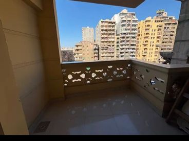 listing-image