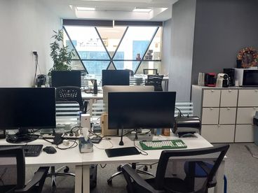 listing-image