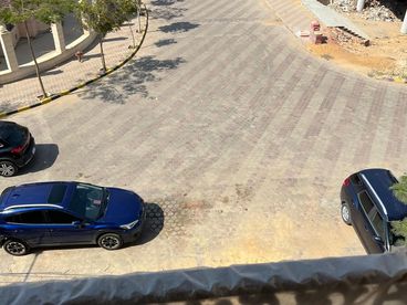 للبيع شقه في كمبوند المستشارين المستثمرين الشماليه
