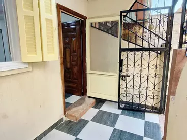 listing-image