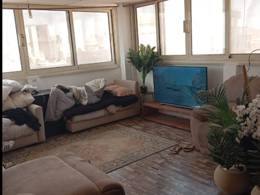 listing-image