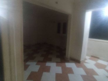 شقه للبيع   جانبي من شارع المطبعه فيصل