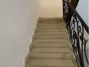 شقه دوبليكس بمساحه كبيره بالبوابه الرابعه