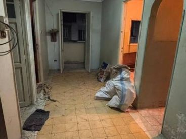 شقة للبيع ب السيوف خطوات لشارع مصطفى كامل 85م