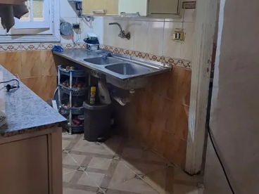 شقة للبيع بشارع الملكة