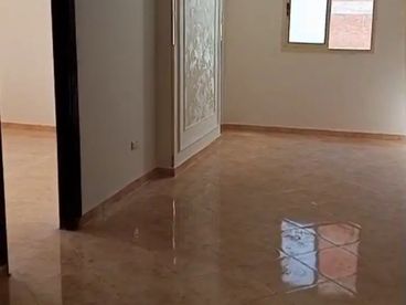 شقه للبيع بسعر لقطه 125م