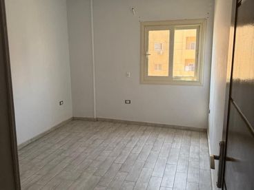 سكني For sale in Abo El Hawl 2