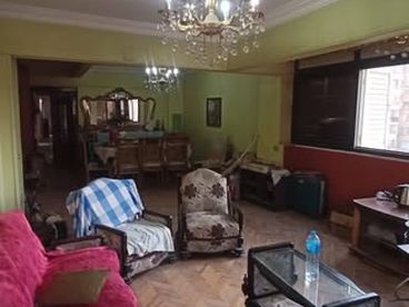 شقة للبيع 🏡 شارع منشية التحرير الرئيسي🪴 تصلح للتمويل العقارى🎁 📐 المساحة: 150 متر 🛏️ 3 غرف
