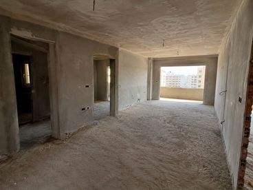 شقة للبيع في حلوان ش مصطفى فهمي