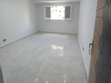 شقه للبيع بسعر لقطه 140م