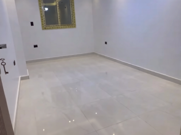 شقة للبيع متفرع من اللبينى فيصل الرئيسى بجوار مول المحلة