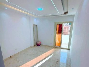 شقه للبيع 110 متر