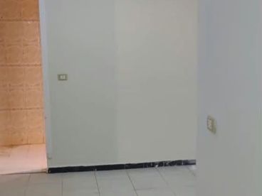 شقه للبيع العشرين فيصل 120م
