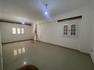 شقه خلفي دور ارضي في النرجس عمارات