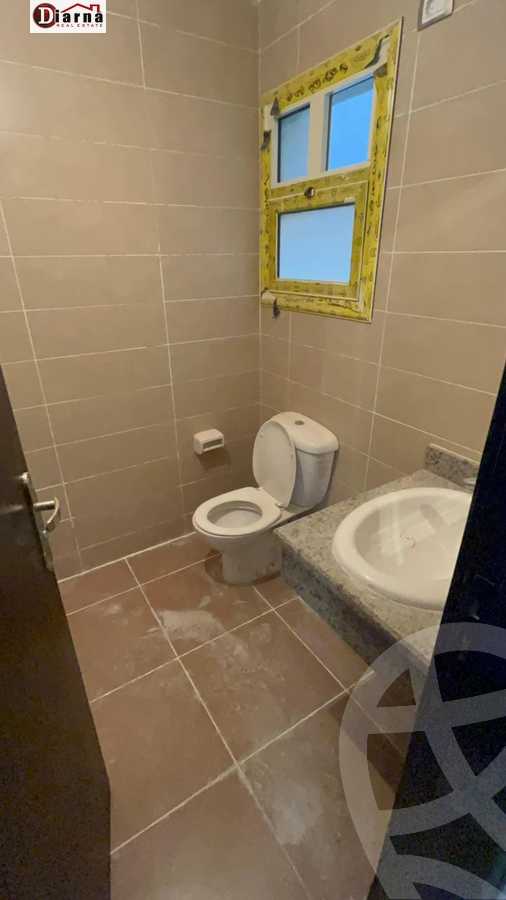 https://aqarmap.com.eg/ar/listing/4087183-for-sale-cairo-new-cairo-compounds-jyd