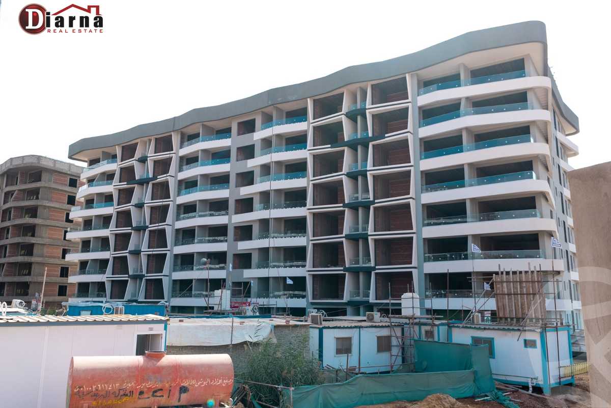 https://aqarmap.com.eg/ar/listing/4143192-for-sale-cairo-new-administrative-capital-r7-midtown-condo