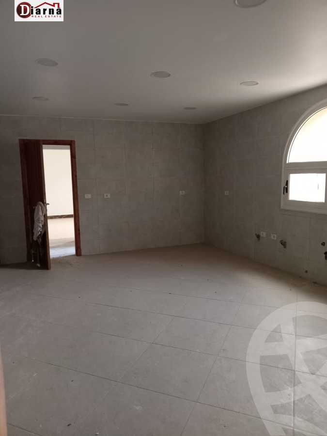https://aqarmap.com.eg/ar/listing/5643917-for-sale-cairo-new-cairo-compounds-royal-maxim