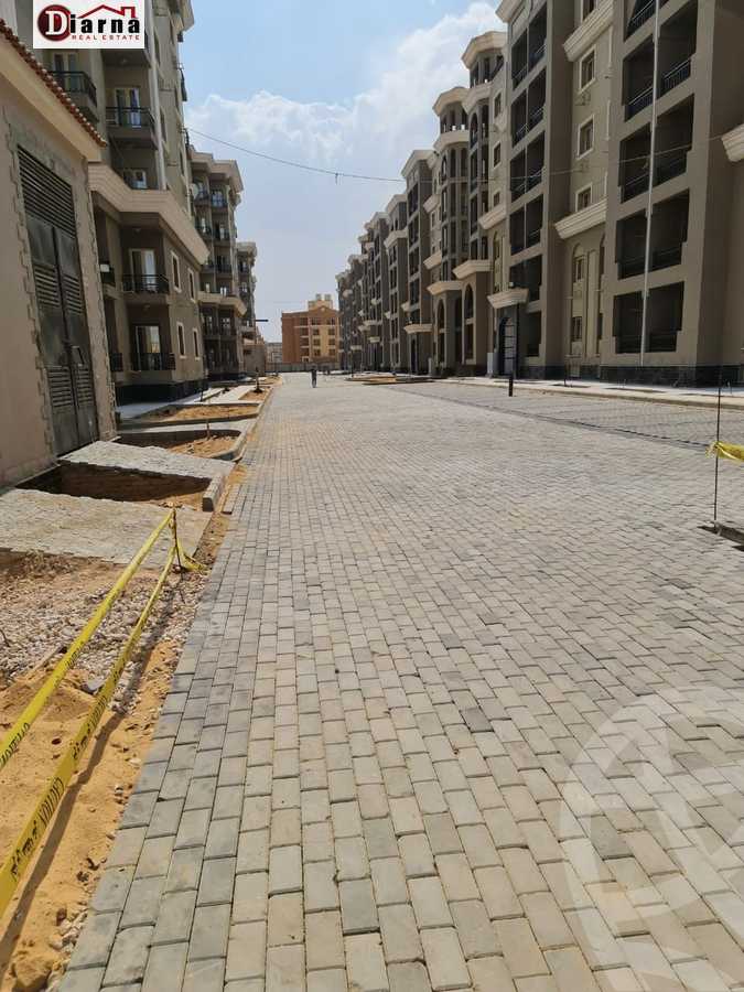 https://aqarmap.com.eg/en/listing/5843216-for-sale-cairo-new-cairo-compounds-town-residence