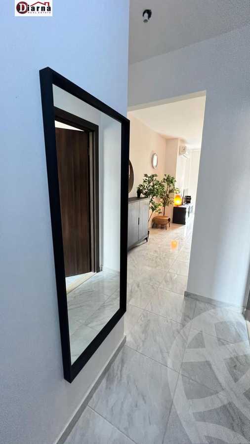 https://aqarmap.com.eg/en/listing/5864110-for-sale-cairo-new-cairo-lmstqbl-syty-compounds-kmbwnd-mwnty-nbwlywny-rybwrtj-l-qry
