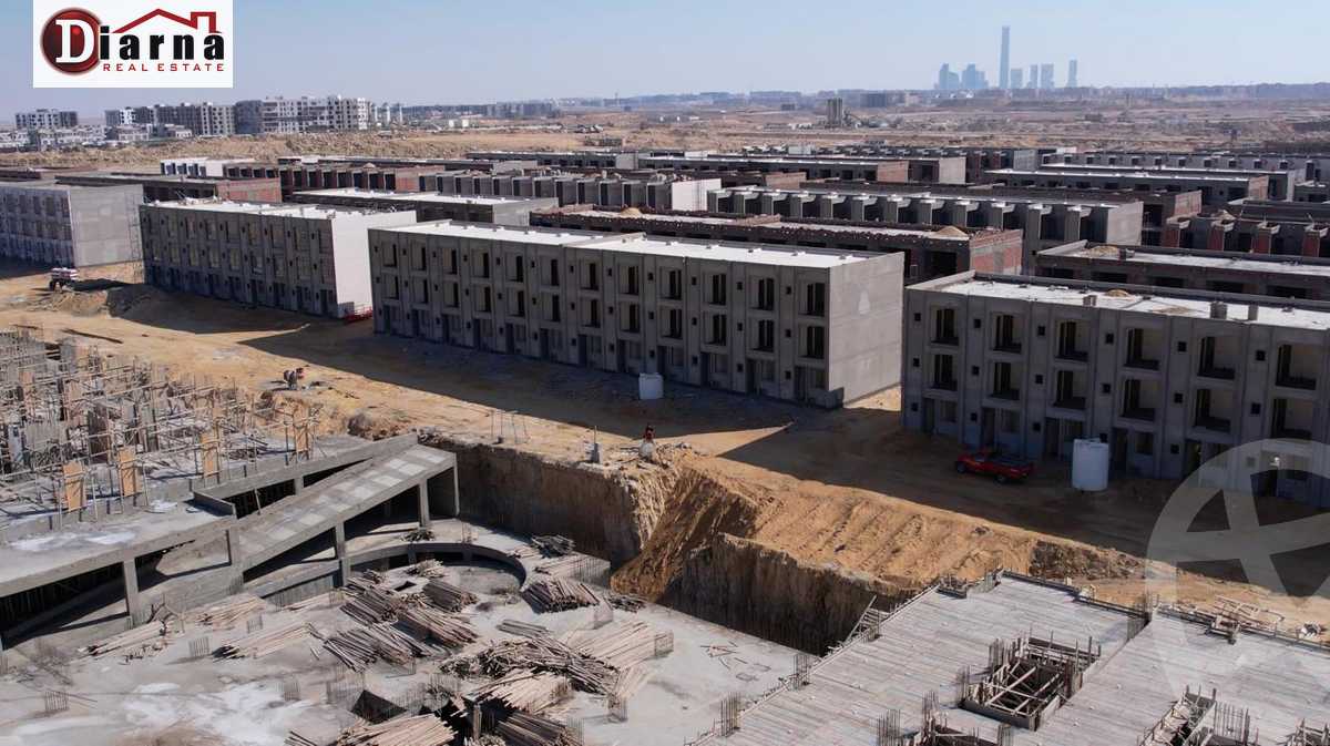 https://aqarmap.com.eg/en/listing/5864110-for-sale-cairo-new-cairo-lmstqbl-syty-compounds-kmbwnd-mwnty-nbwlywny-rybwrtj-l-qry