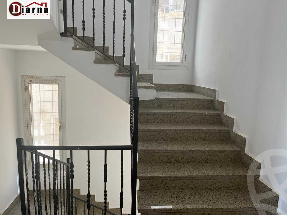 https://aqarmap.com.eg/ar/listing/5879511-for-sale-cairo-new-cairo-ganob-el-akadamiya-south-academy-a-zaid-ebn-haretha-st