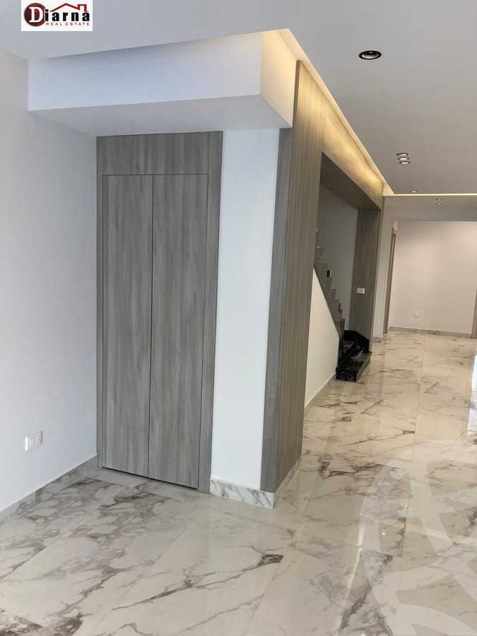 https://aqarmap.com.eg/en/listing/5902763-for-rent-cairo-new-cairo-compounds-mountain-view-hyde-park