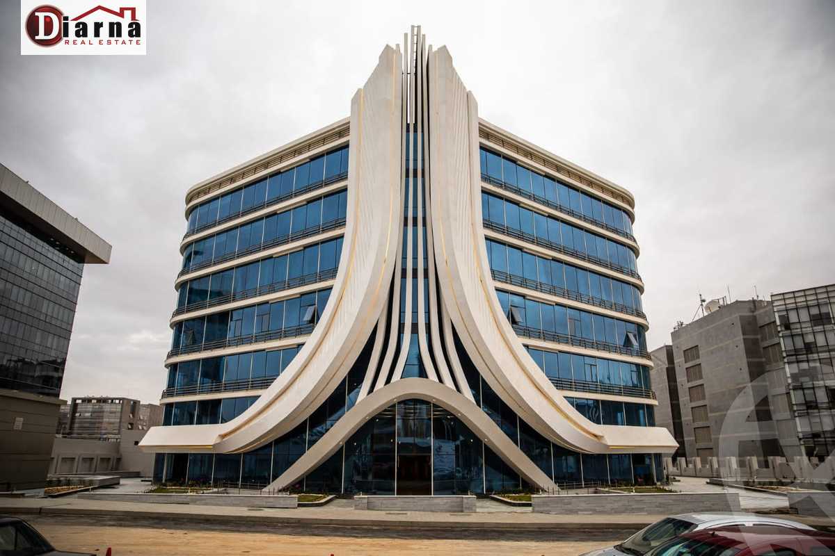 https://aqarmap.com.eg/ar/listing/5943869-for-sale-cairo-new-cairo-compounds-kyrw-kbytl-sntr-ktlyst-llttwyr