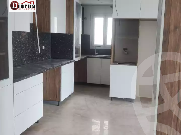 https://aqarmap.com.eg/en/listing/5964389-for-rent-cairo-new-cairo-compounds-hyde-park-centre-ville-hyde-park