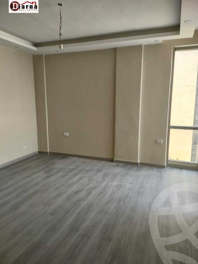 https://aqarmap.com.eg/en/listing/6020869-for-rent-cairo-new-cairo-compounds-moon-valley-2