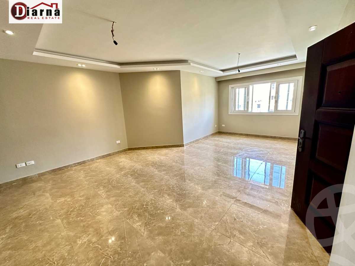 https://aqarmap.com.eg/en/listing/6036456-for-rent-cairo-new-cairo-compounds-mountain-view-hyde-park