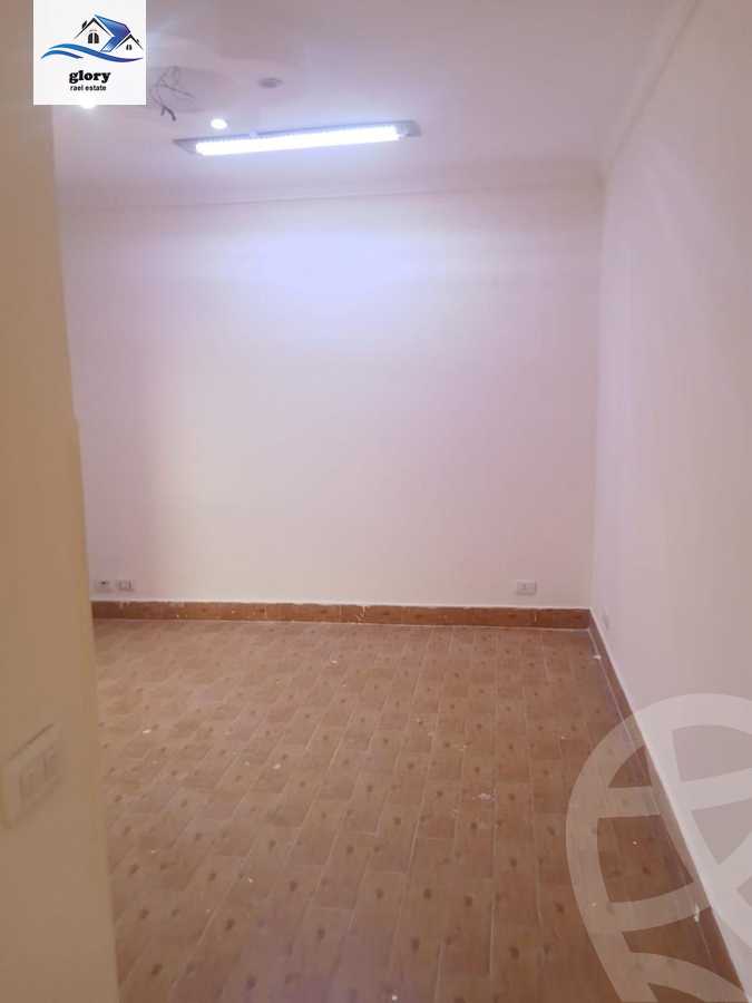https://aqarmap.com.eg/ar/listing/5419548-for-rent-cairo-new-cairo-el-ahyaa-fifth-neighborhood-street-10