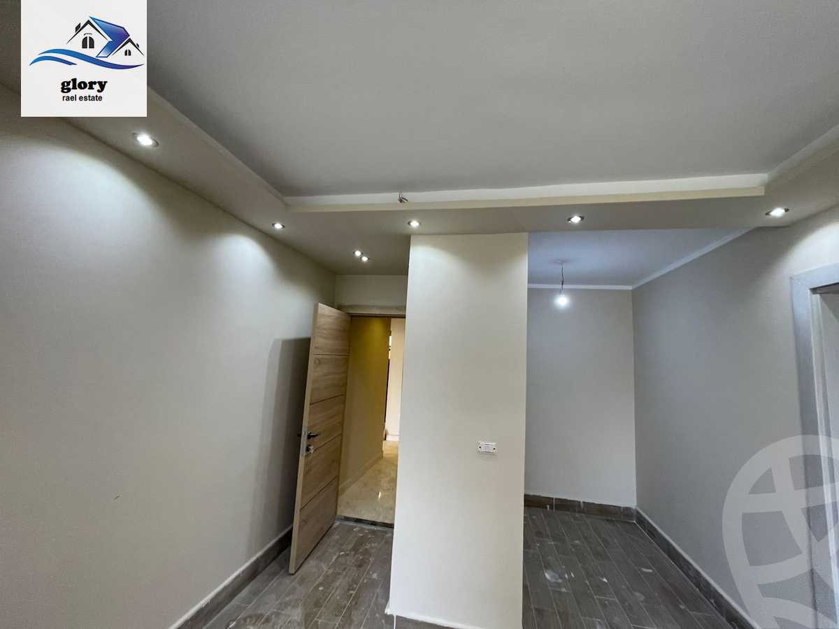 https://aqarmap.com.eg/ar/listing/5955505-for-rent-cairo-new-cairo-compounds-the-square