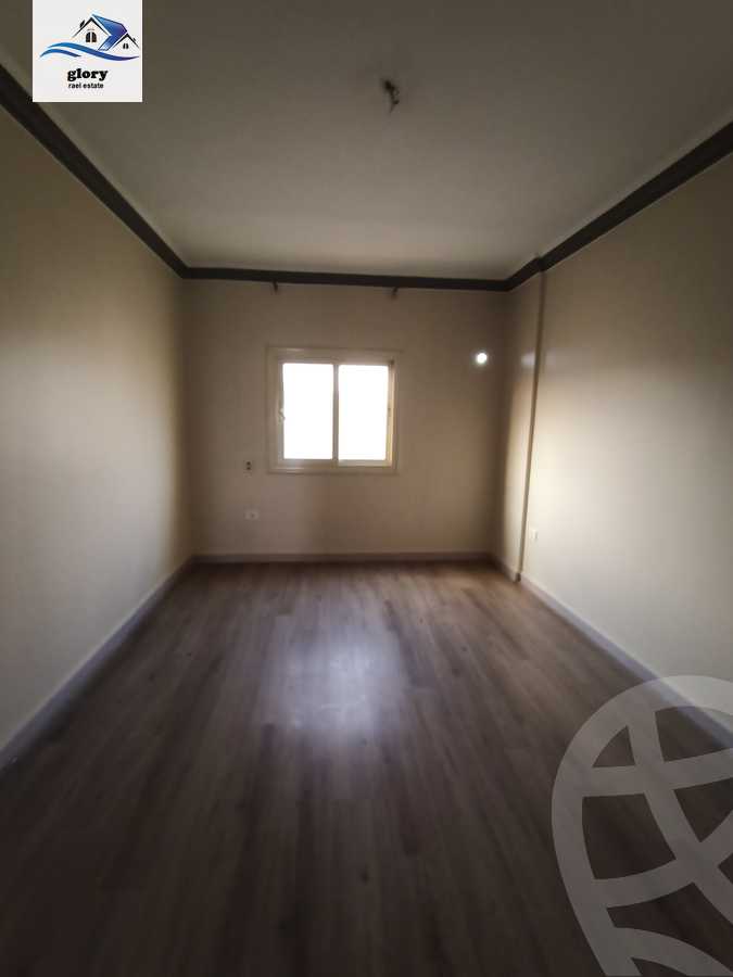 https://aqarmap.com.eg/ar/listing/6189503-for-rent-cairo-new-cairo-sharq-el-akadamiya-mohammad-othman-st
