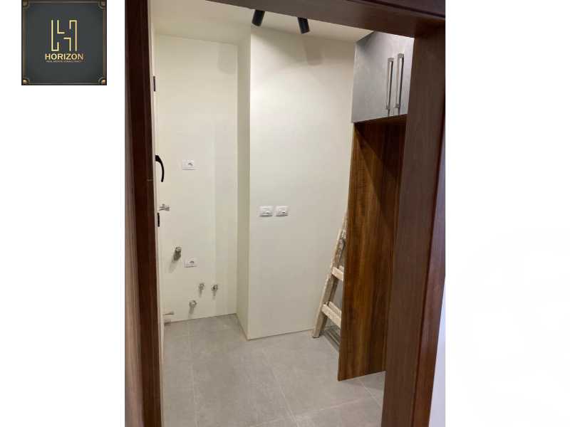 https://aqarmap.com.eg/ar/listing/3623909-for-rent-cairo-new-cairo-compounds-hyde-park