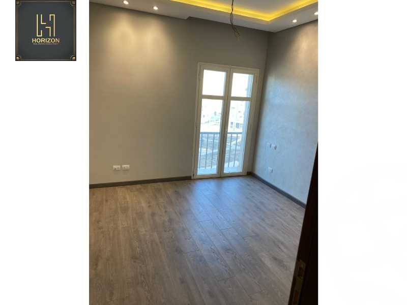 https://aqarmap.com.eg/ar/listing/3623909-for-rent-cairo-new-cairo-compounds-hyde-park
