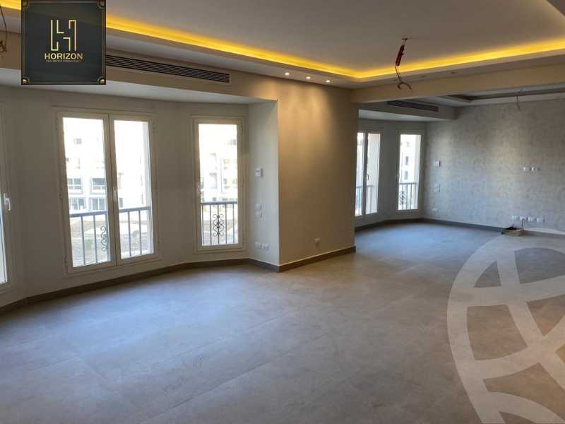 https://aqarmap.com.eg/ar/listing/3623909-for-rent-cairo-new-cairo-compounds-hyde-park