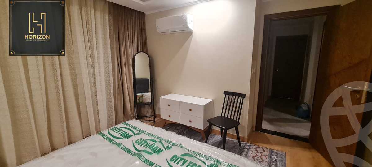 https://aqarmap.com.eg/ar/listing/3658878-for-rent-cairo-new-cairo-compounds-azad