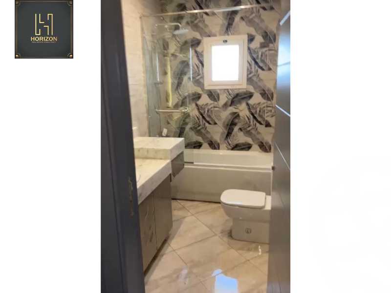 https://aqarmap.com.eg/ar/listing/3671328-for-rent-cairo-new-cairo-compounds-hyde-park