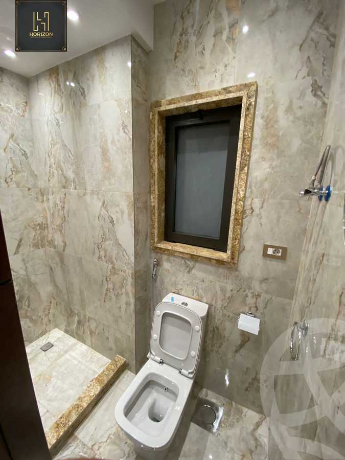 https://aqarmap.com.eg/ar/listing/3671424-for-rent-cairo-new-cairo-compounds-lakeview-residence