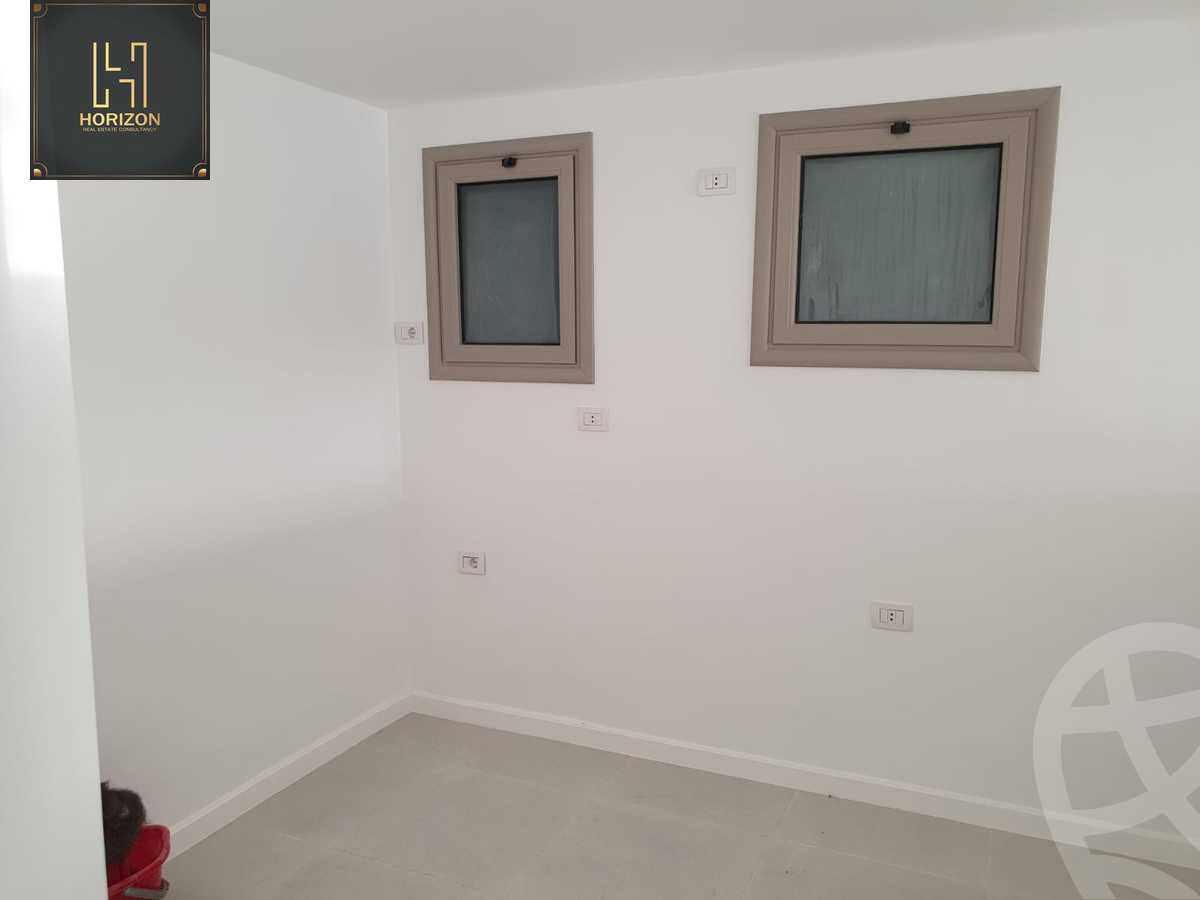 https://aqarmap.com.eg/ar/listing/3672137-for-rent-cairo-new-cairo-compounds-galleria-moon-valley