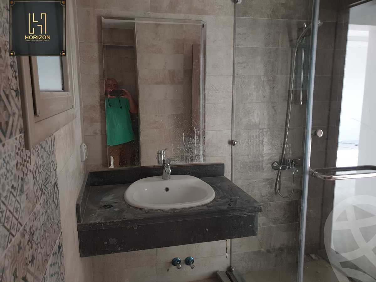 https://aqarmap.com.eg/ar/listing/3672137-for-rent-cairo-new-cairo-compounds-galleria-moon-valley