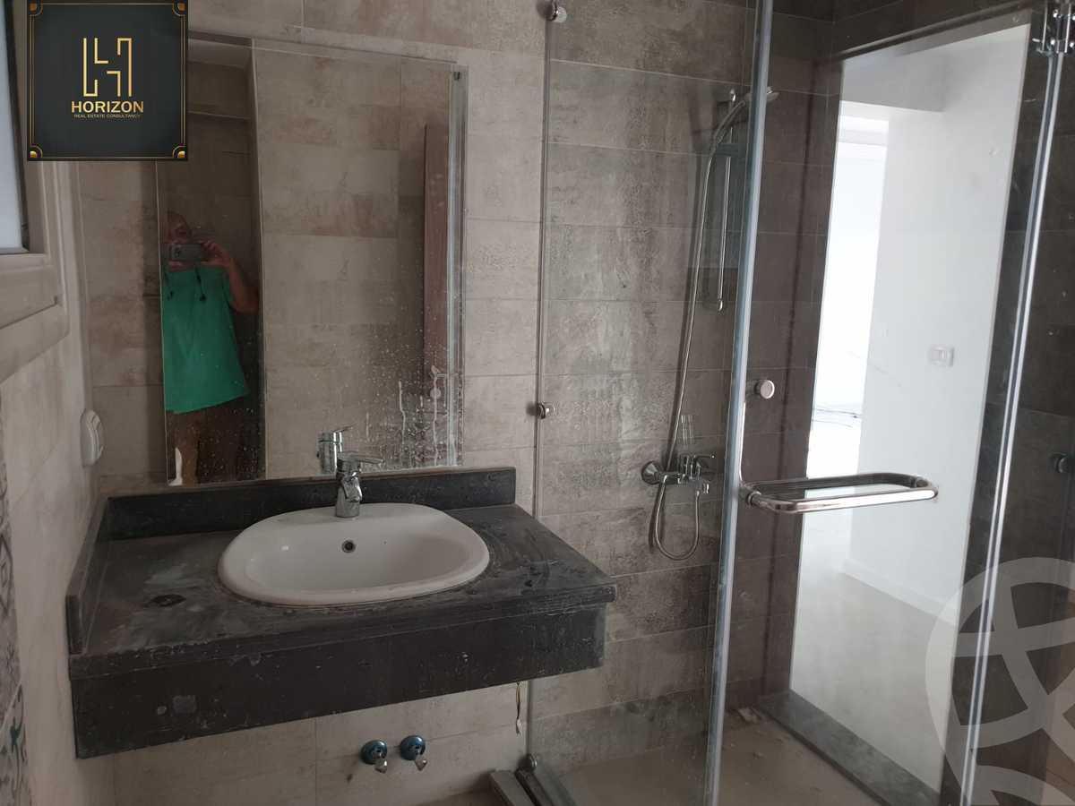 https://aqarmap.com.eg/ar/listing/3672137-for-rent-cairo-new-cairo-compounds-galleria-moon-valley