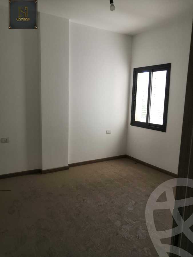 https://aqarmap.com.eg/en/listing/3694574-for-rent-cairo-new-cairo-compounds-fifth-square