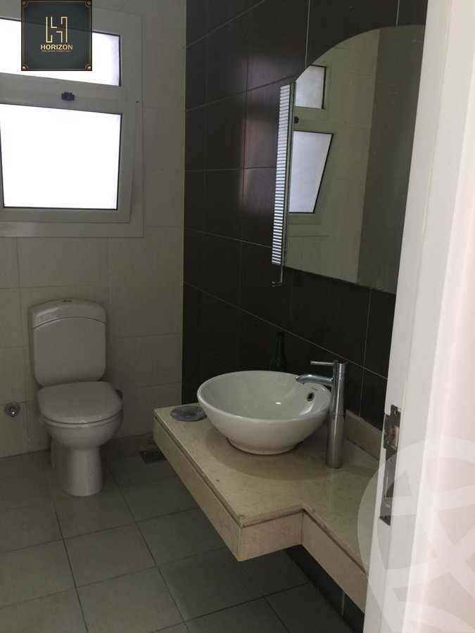 https://aqarmap.com.eg/ar/listing/3784938-for-rent-cairo-new-cairo-compounds-kmbwnd-dh-fyldj-blm-hylz